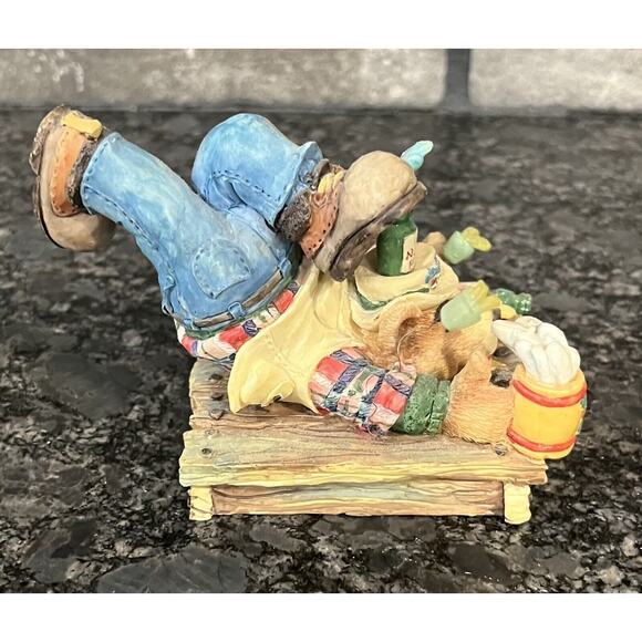 Enesco Moose Creek Crossing “Drinks Are On Me!” 1996 Bear Figurine #188395 - Picture 5 of 6